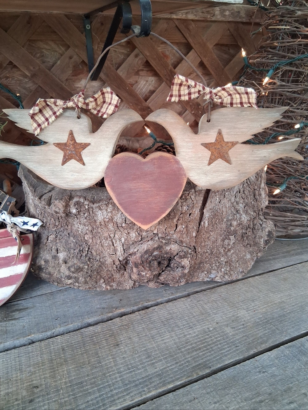 Primitive Folk Art Dove Pair
